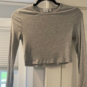 Aritzia - Sunday best Cropped Long Sleeve Top